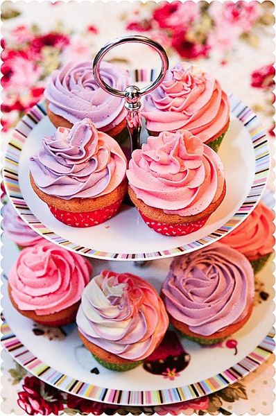 Vanilla Buttercream Cupcakes with Lilac/Lavender/White and Pink