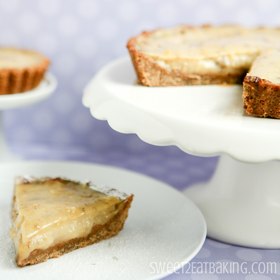 Banana Cream Pie Recipe with Banana Cookie Crust by Sweet2EatBaking.com