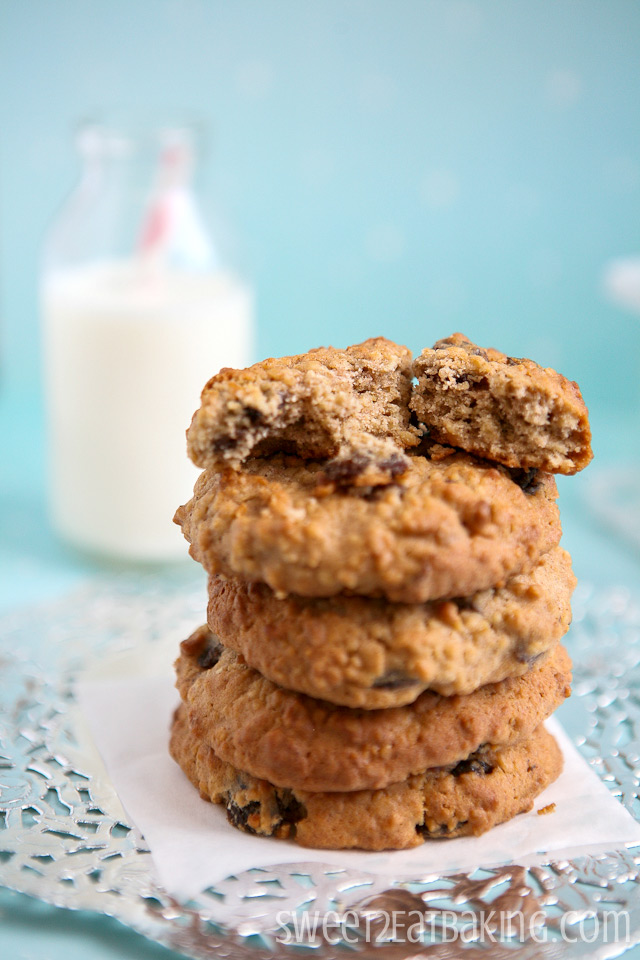 Spiced Oat and Sultana Cookies