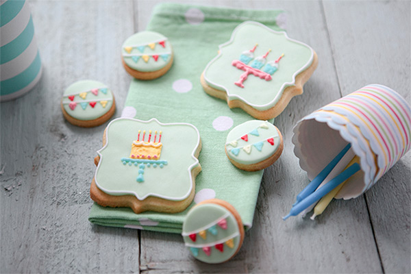 Honeywell Bakes Happy Birthday Biscuit Gift Set